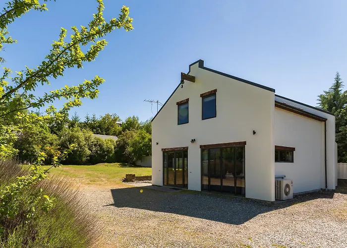 Holiday home Stuarts *